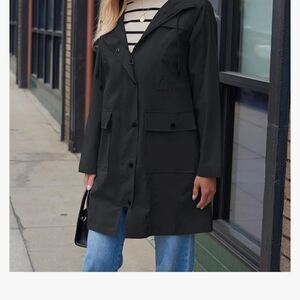 SaphiRose Women's Waterproof Rain Jacket Lightweight Raincoat Hooded Windbreaker